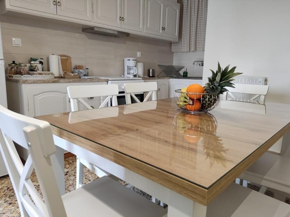Delphic Moments - Sunny App 3Br, 2Ba With View Leilighet Eksteriør bilde