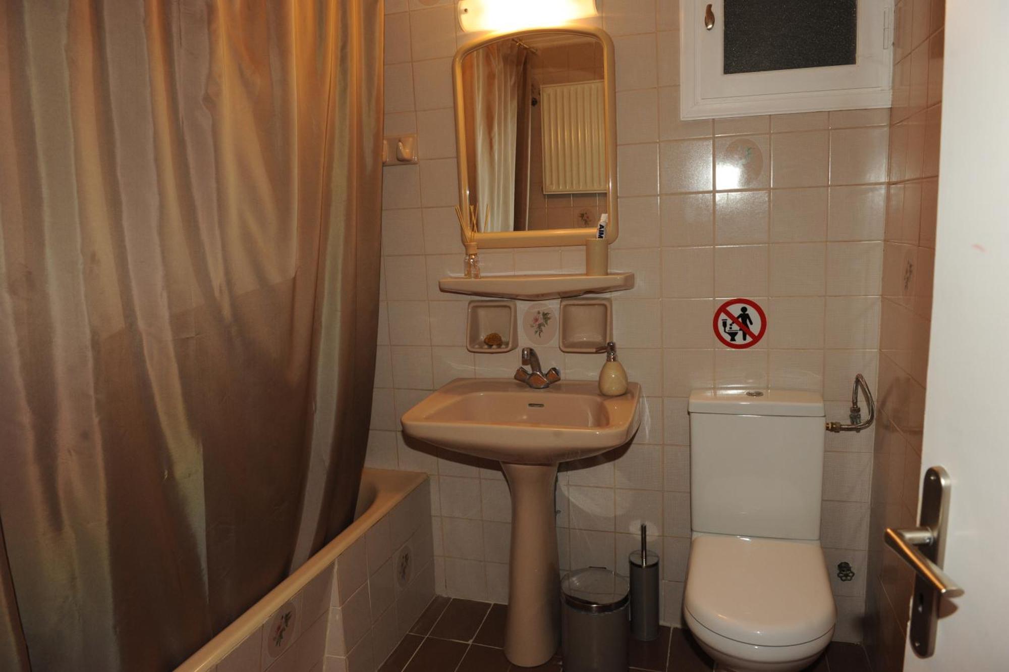 Delphic Moments - Sunny App 3Br, 2Ba With View Leilighet Eksteriør bilde