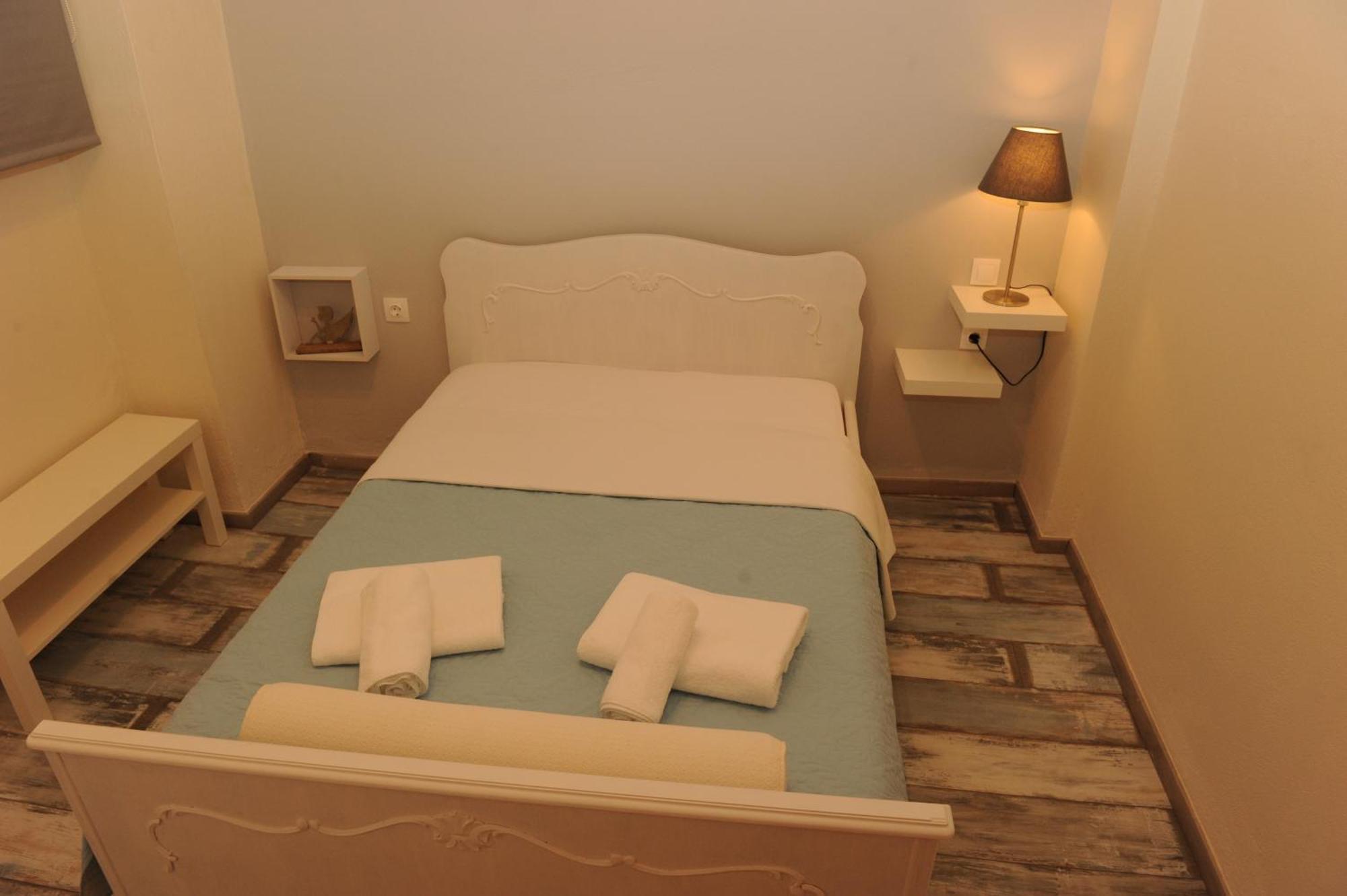 Delphic Moments - Sunny App 3Br, 2Ba With View Leilighet Eksteriør bilde